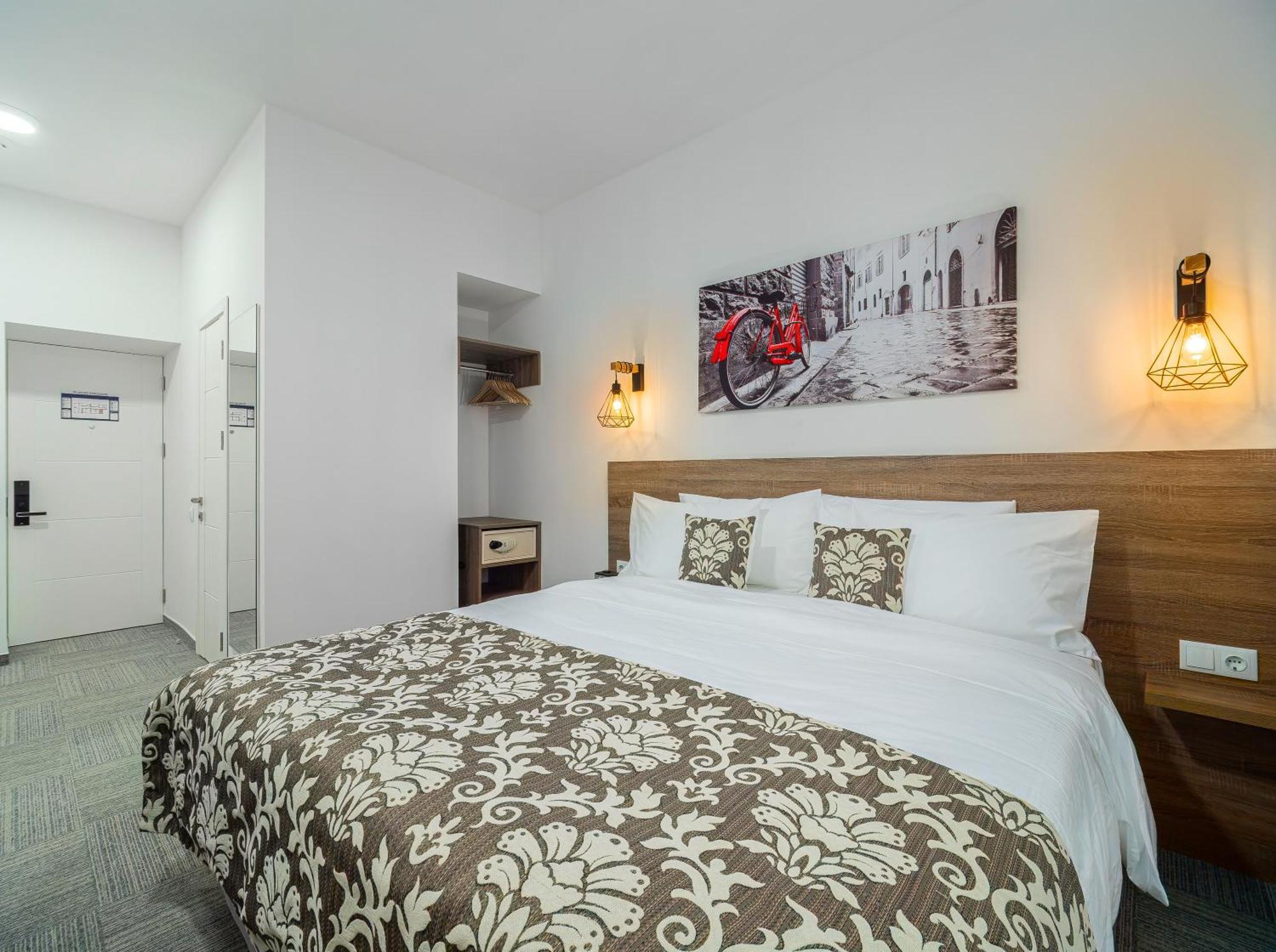 Ta Collection Hotel Кишинів Екстер'єр фото